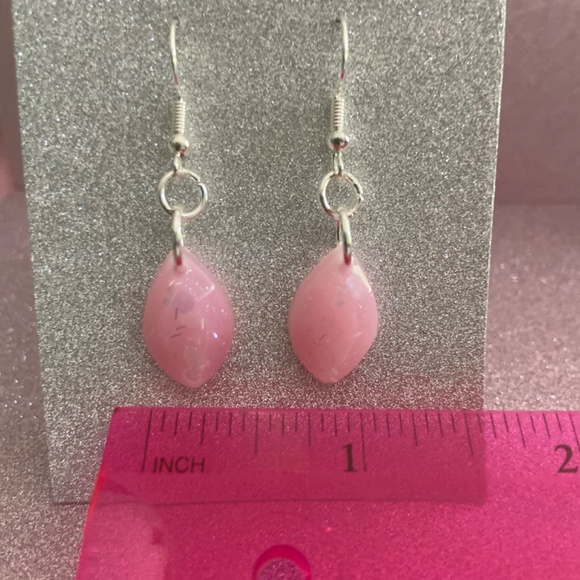 Earrings - Picture 4 of 8